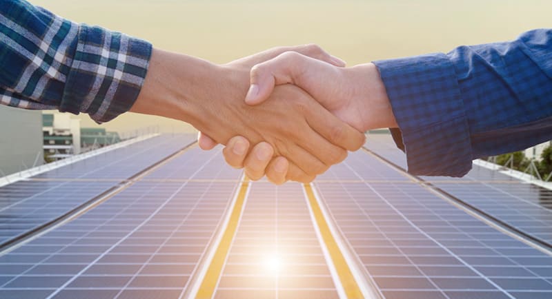 太陽光発電の設置費用は回収可能？