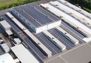 CO2削減に加え、遮熱効果で室内温度を3℃改善