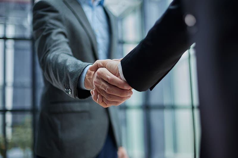 ③知識や人材を提供できる企業